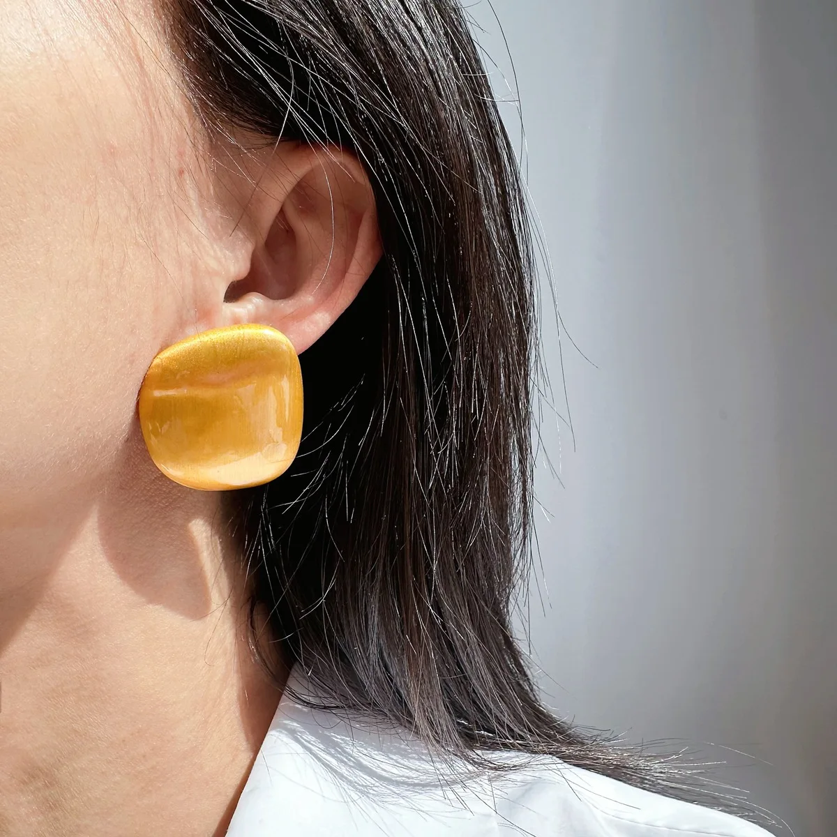 

Brass Plated Real Gold Premium Gold Brushed Square Stud Earrings With Geometric Exaggeration Cross Border Earrings M043