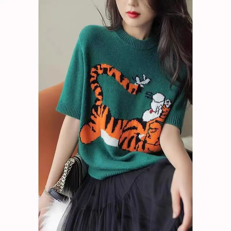 

Tiger Embroidered Knit Sweater Women Green Color Block Short Sleeve Crewneck Pullover Unique Design Casual StreetwearFashion Top