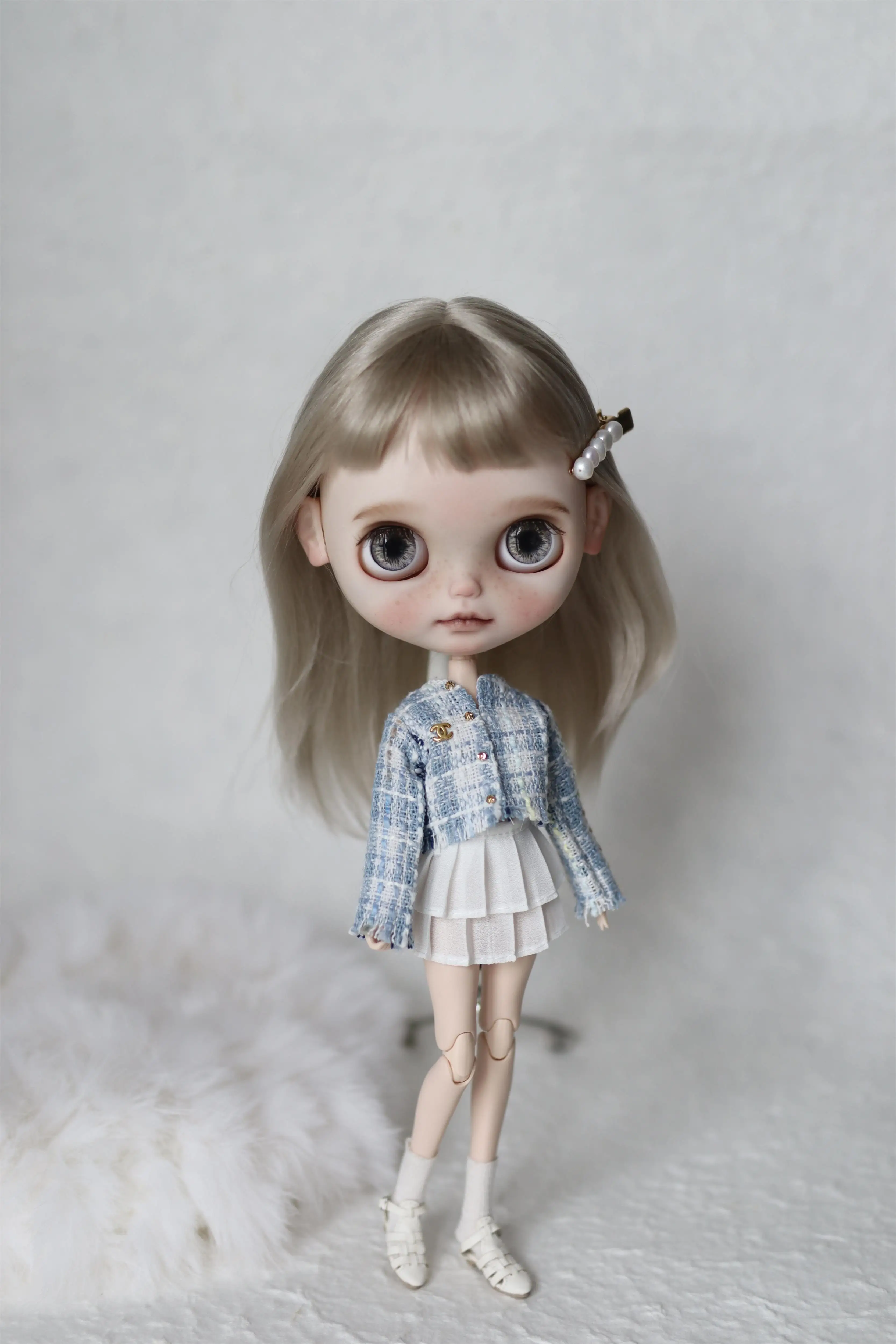 Blythes Doll Dress for 1/6 size OB24 stylish new blue perfume top + white pleated skirt 2 piece suit for women 30CM doll winter