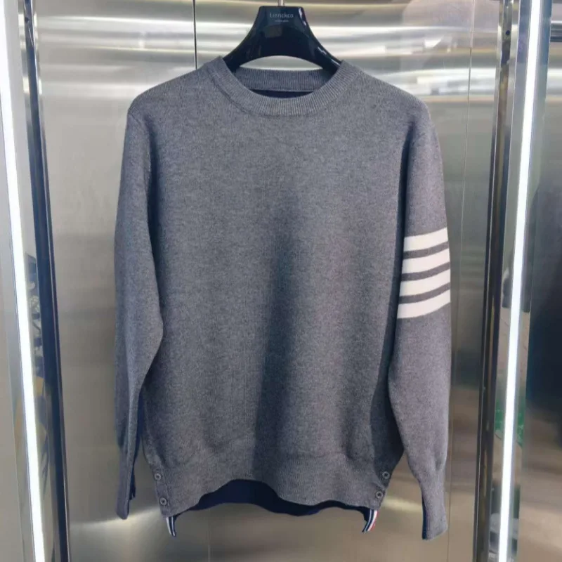 

Оригинальный дизайн, осенняя новинка: мужской свитер, повседневный, теплый, с круглым вырезом, вязаный, для ношения под одеждой, с цветными блоками спереди и сзади, деловой стиль.