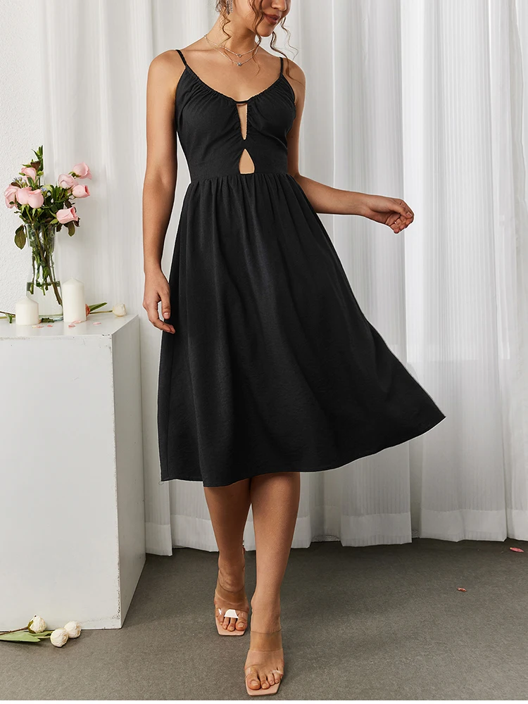 Newasia Damen verstellbare Träger aus geschnitten Midi-Kleid rücken frei Doppels chicht geraffte sexy lässige Party lange Kleider schwarz