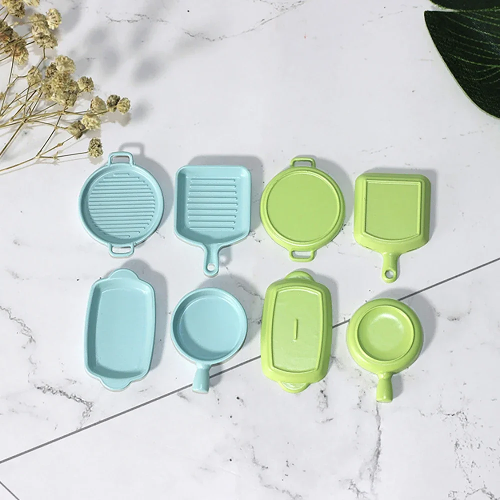 4Pcs 1/12 Dollhouse Miniature Accessories Mini Alloy Big Size Steak Dish Model Plate for Doll House Home Decoration