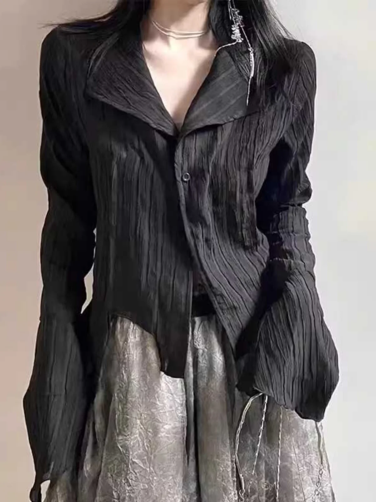 

plus Size Black Long Sleeve Shirt Women's Inner Wear Slimming Vintage Style Commute Fashion V-Neck Button-Up Casual Top