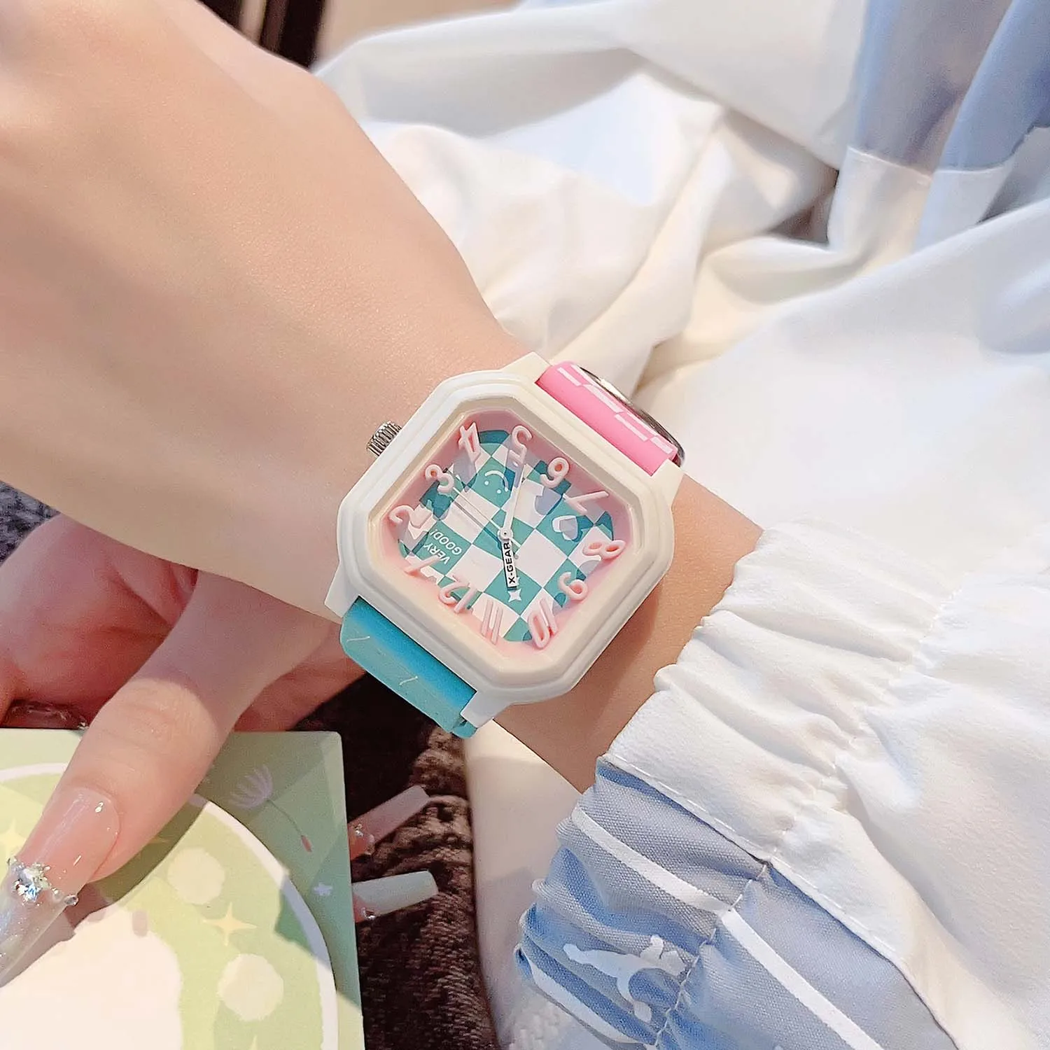 X-GEAR watch for female students high school junior high school high school high looks American silicone watch dopamine water