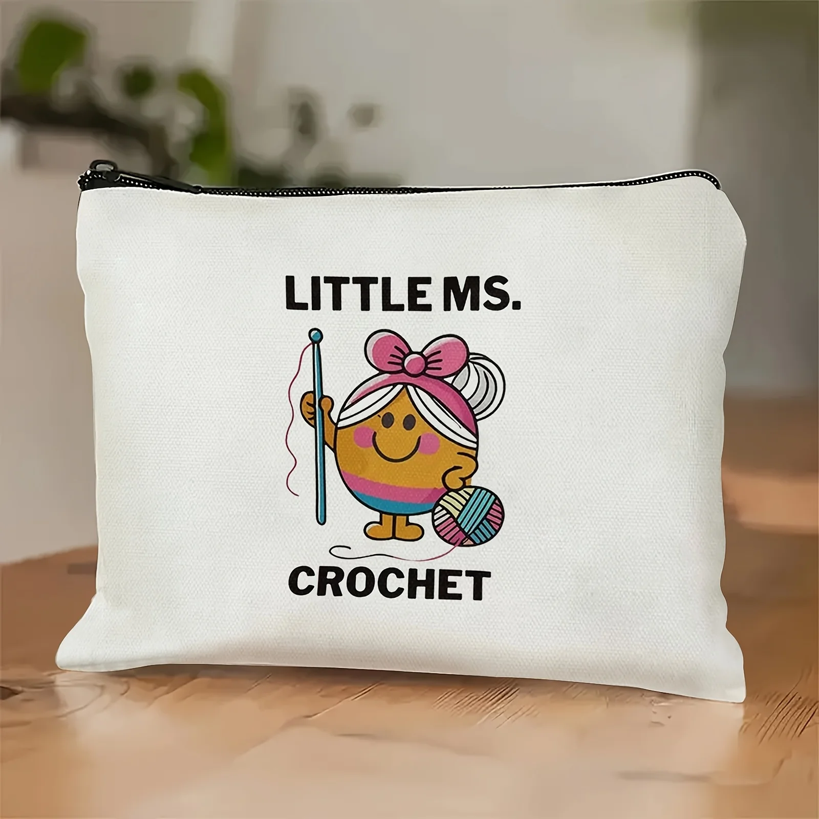 

A Crochet Makeup Bag - Cute Multi-functional Zipper Pouch for Women, Jewelry Storage Bag