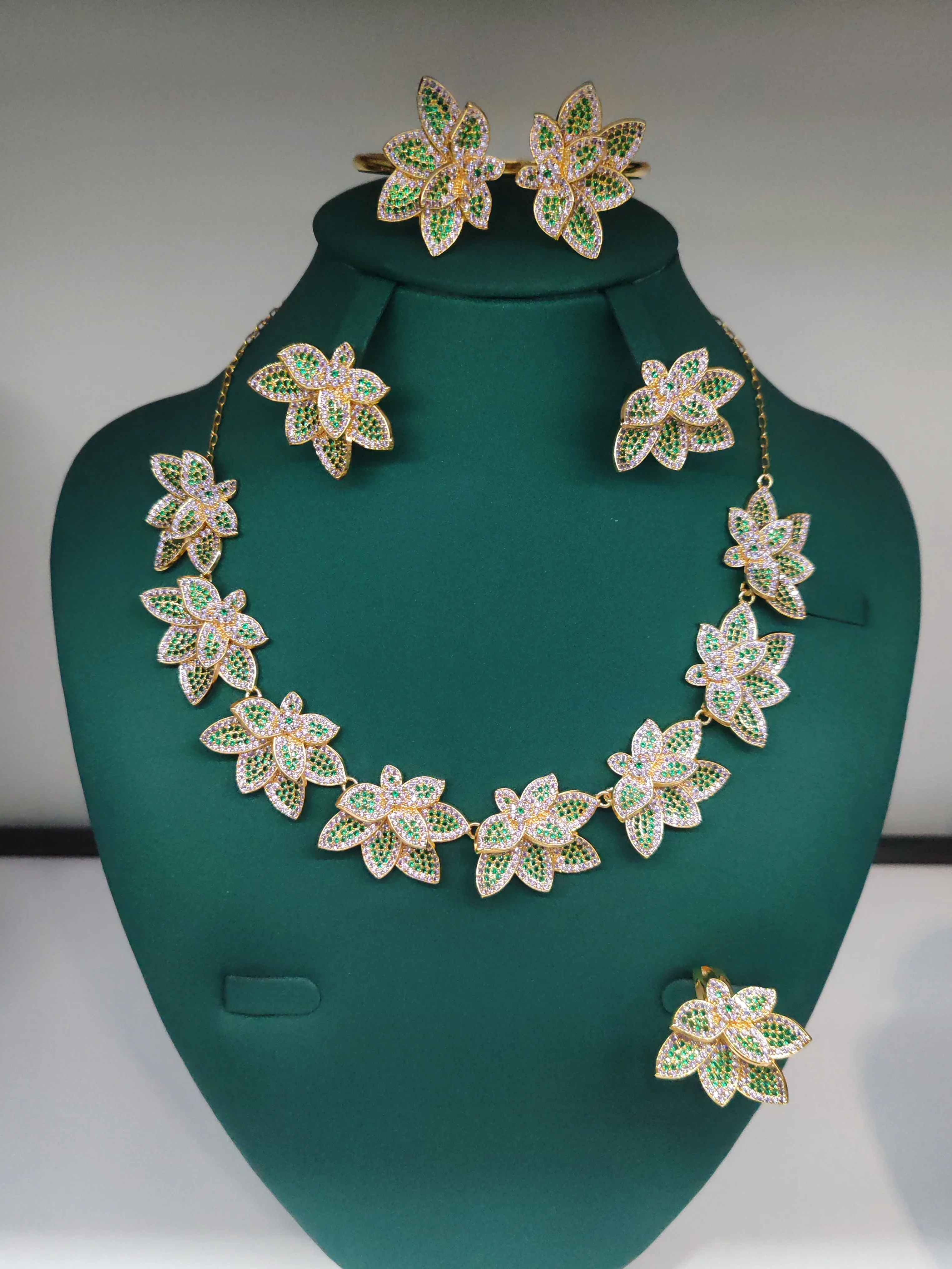 Novo requintado conjunto completo colorido zircônia moda jóias colar brincos pulseira conjunto vestido de jantar de casamento acessórios M-90