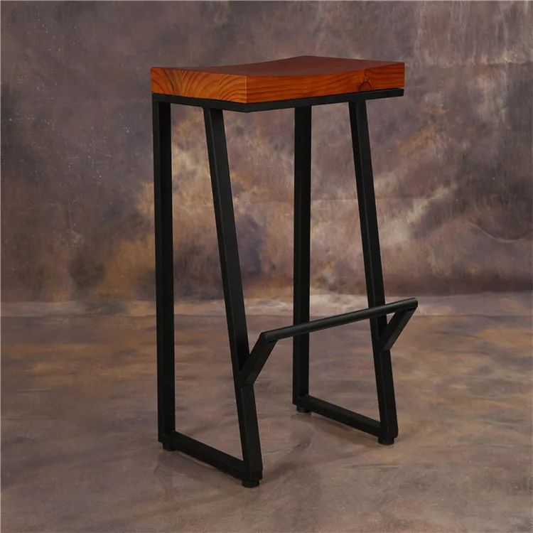 sgabello-da-bar-americano-retro-tavolo-e-sedie-da-caffe-casual-in-ferro-battuto-e-legno-massello-sgabello-da-bar-semplice-per-bancone-vendita-all'ingrosso