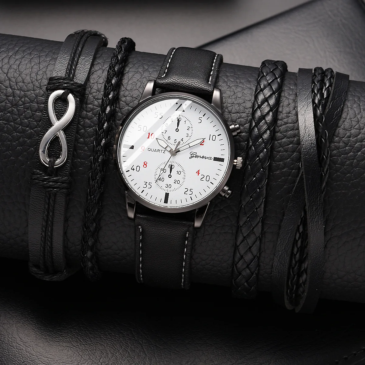 

4pcs Quartz Watches Bracelet Watch Set For Men Business Fashion Casual Round Pointer Calendar Watch Accessories