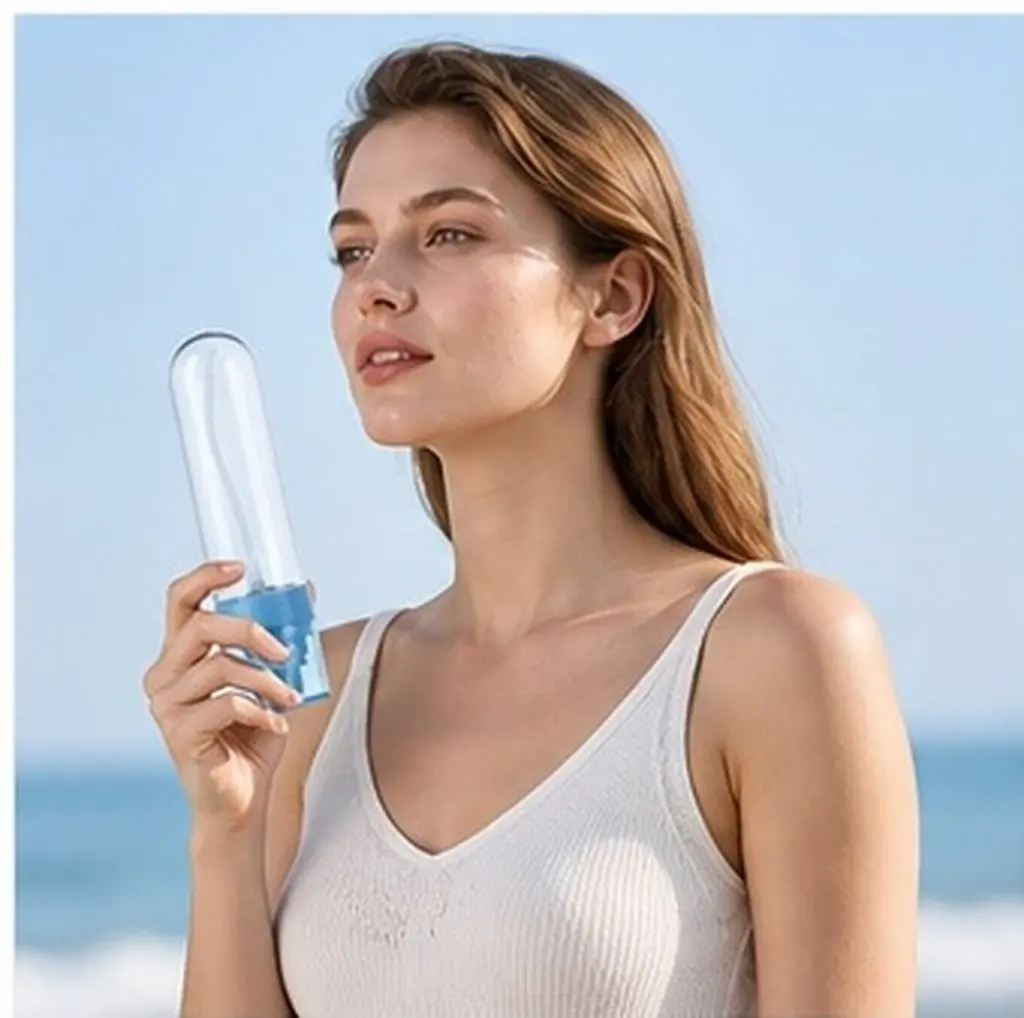 10個入り、詰め替え可能な微粒子ミストスプレーボトル。100ml。旅行用。メイクの仕上げ、保湿、フェイシャルケアに。持ち運び可能で、液漏れしにくい。