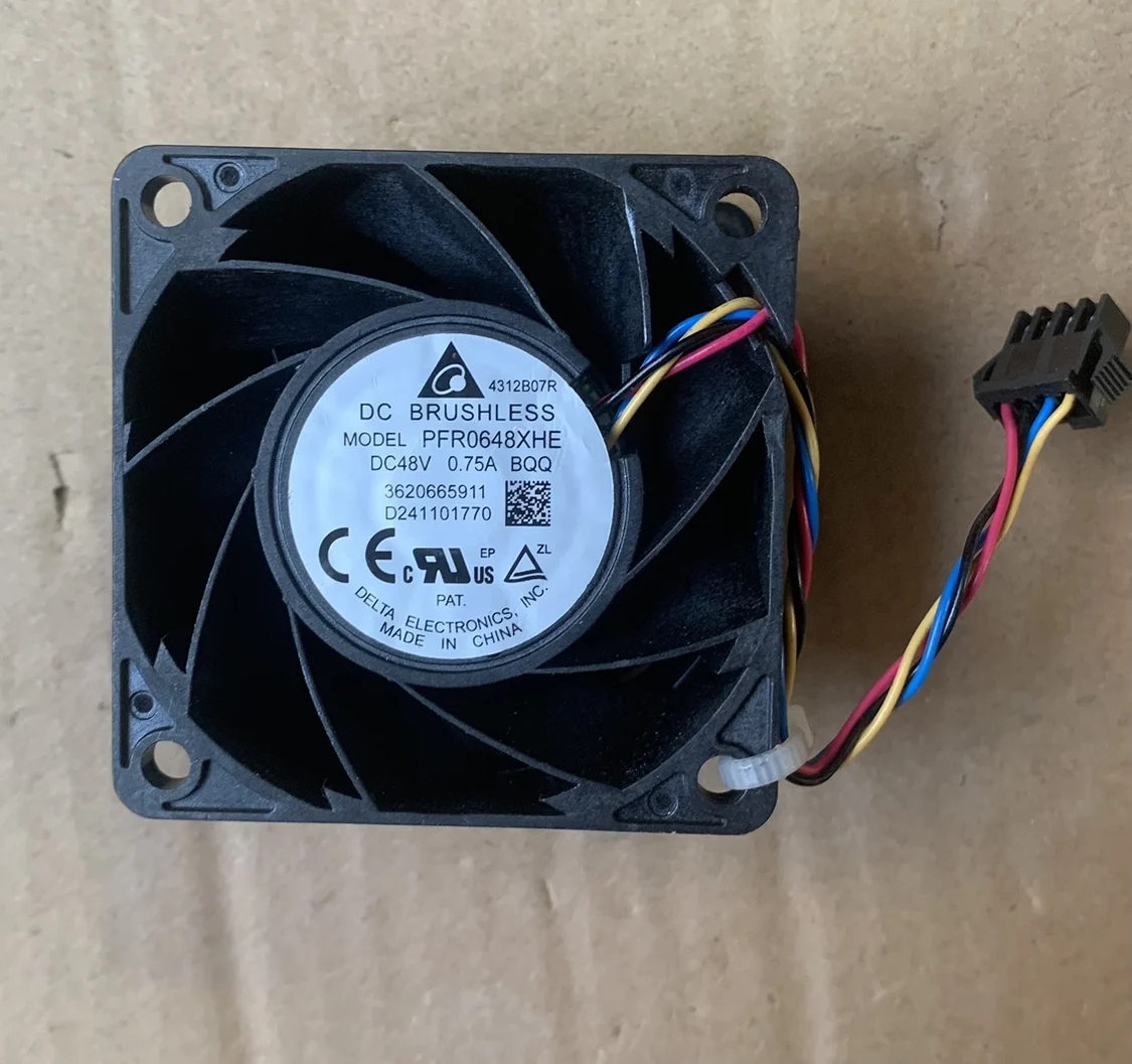 

Delta PFR0648XHE BQQ DC 48 В 0,75 А 60x60x38 мм 4-проводной охлаждающий вентилятор для сервера
