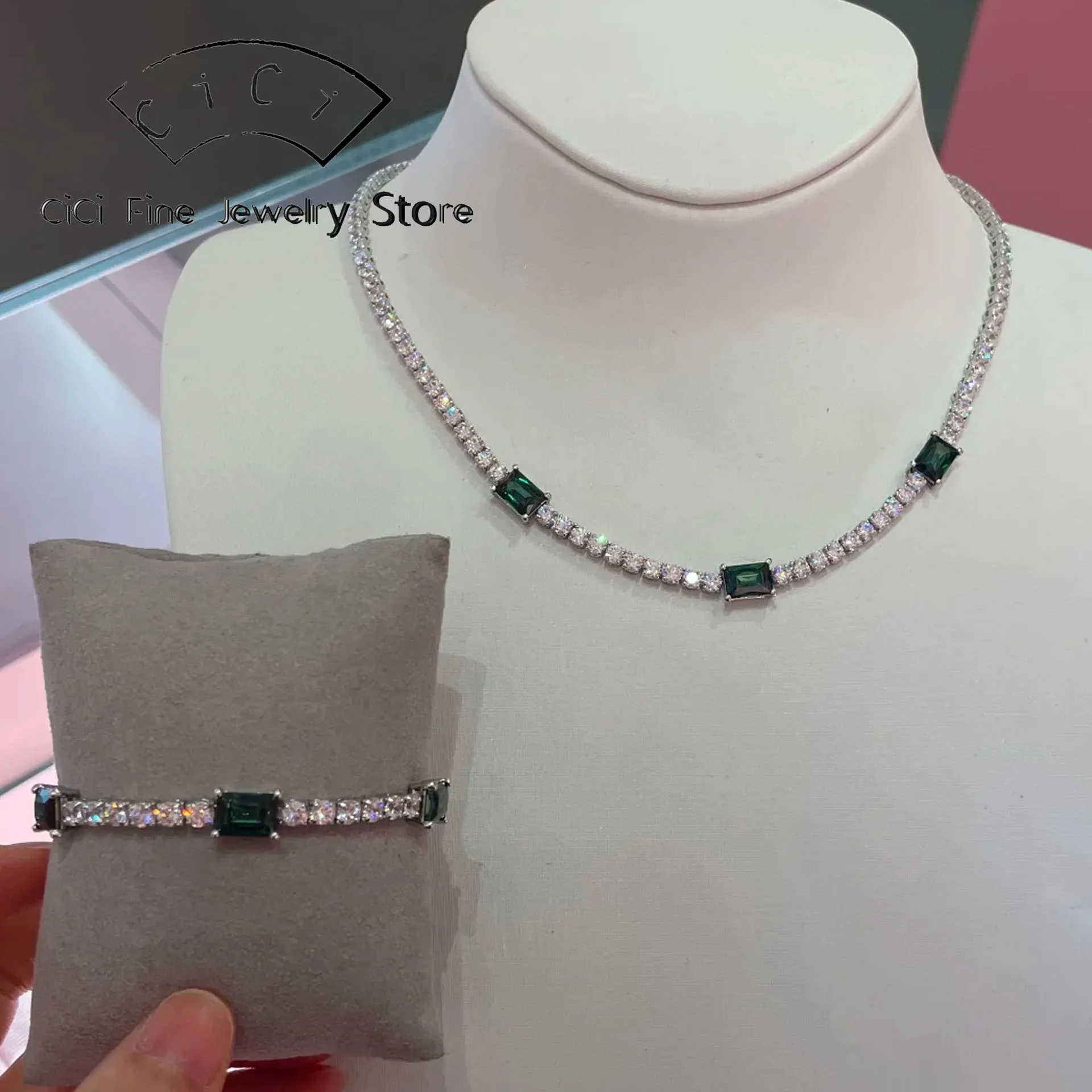 

2025 Luxury Brand Fine Jewelry Set Fashion for Women Square Cut Crystal Necklace Earrings Bracelet Ring Party Accessories