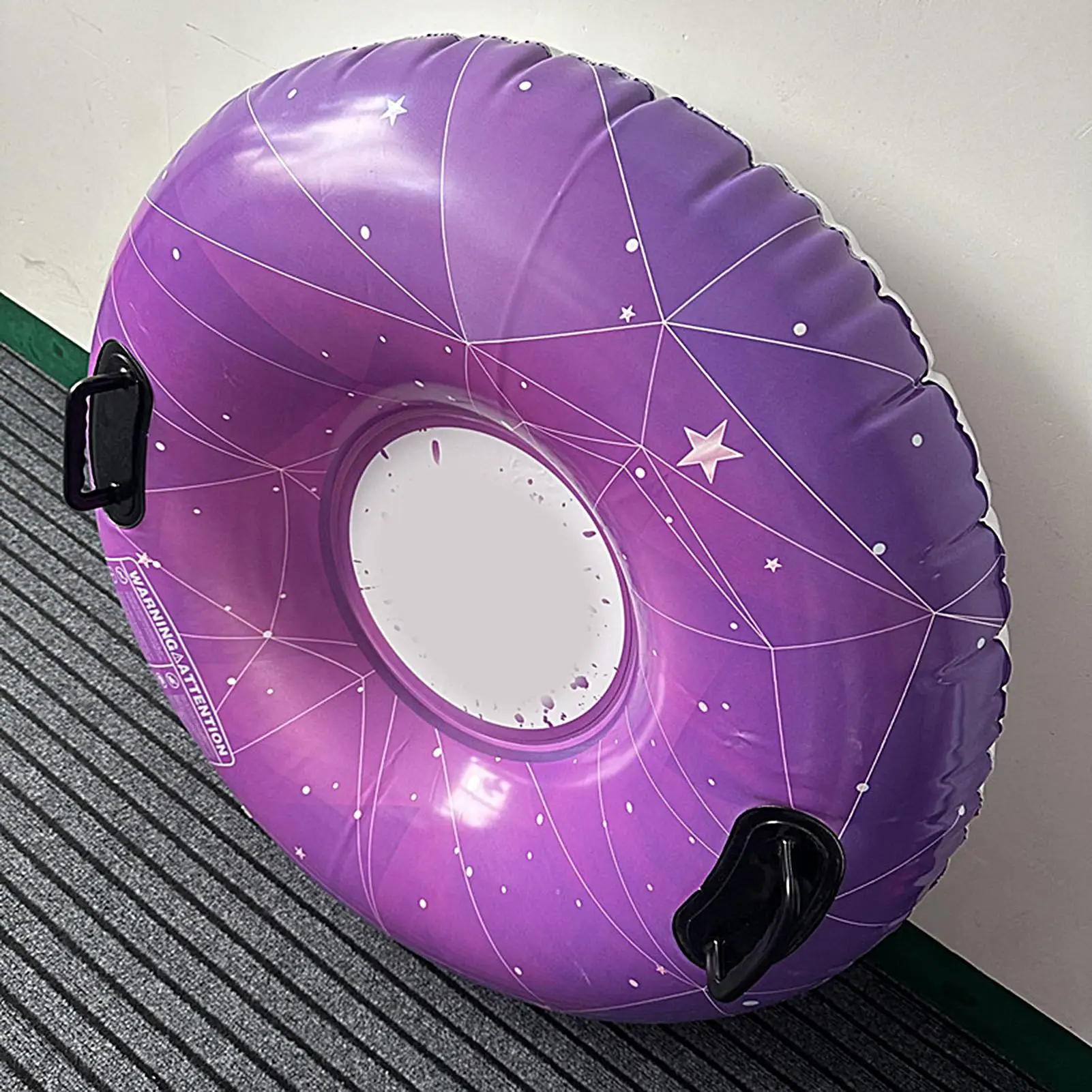 

Snow Sledge Inflatable Ski Ring PVC Sledding Tube Thicken Snow Tubing Winter Snow Tube with Handle Skiing Accessories ﻿