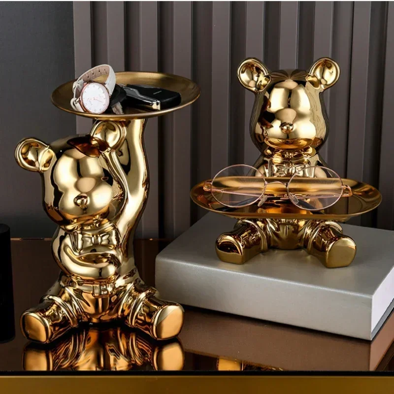 Animal bear ornaments, key storage trays, cosmetic storage boxes, electroplating cartoon figurines, desktop decorations.