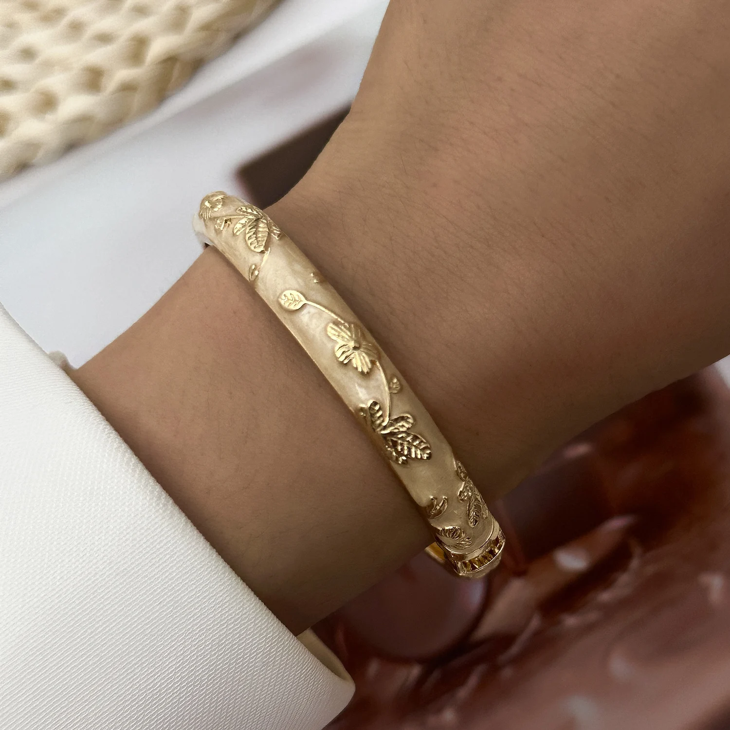 Bunte Stern-Kristallperlen Weihnachts-Multielement-Armbänder für Frauen und Männer, Weihnachtsmann-Schneeflocken-Baum-Armband, Neujahrs-Schmuck – Detail 5