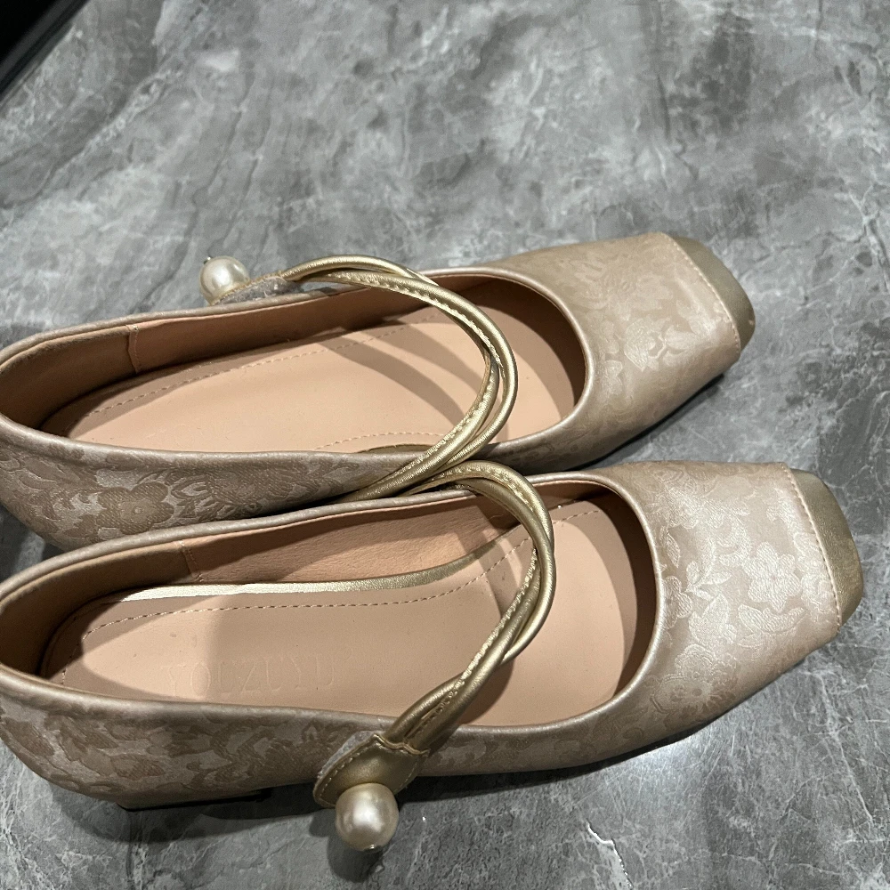2025 New Square toe thick heeled women's shoes Summer elegant qipao shoes, luxurious banquet shoes Chaussures pour femme view 5