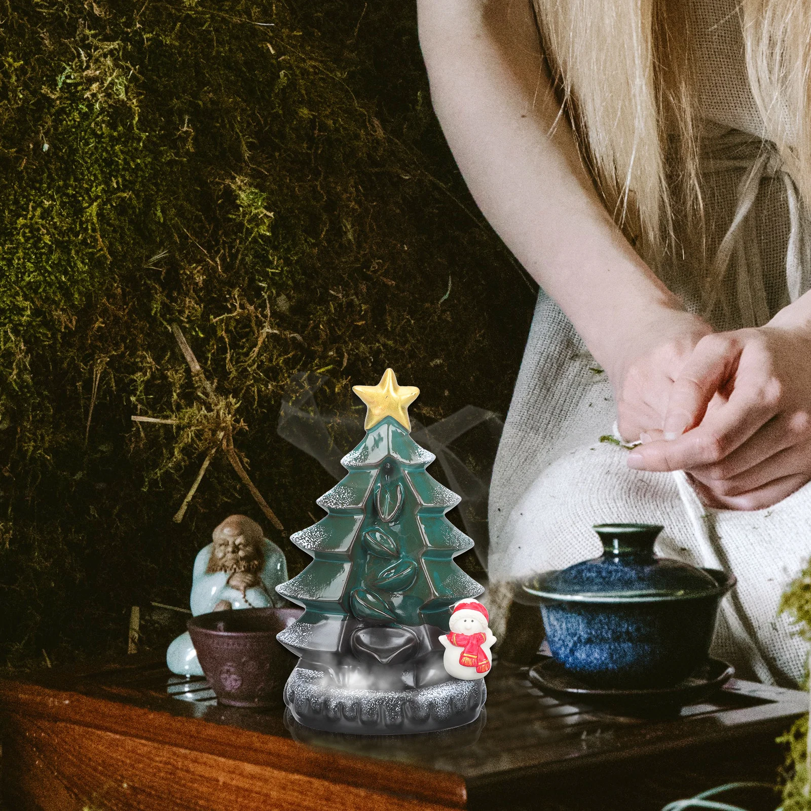 

Christmas Themed Incense Holder Back-Flow Ceramic Burner for Home Decor Bedroom Office Meditate Stress Relief Sleep Improvement