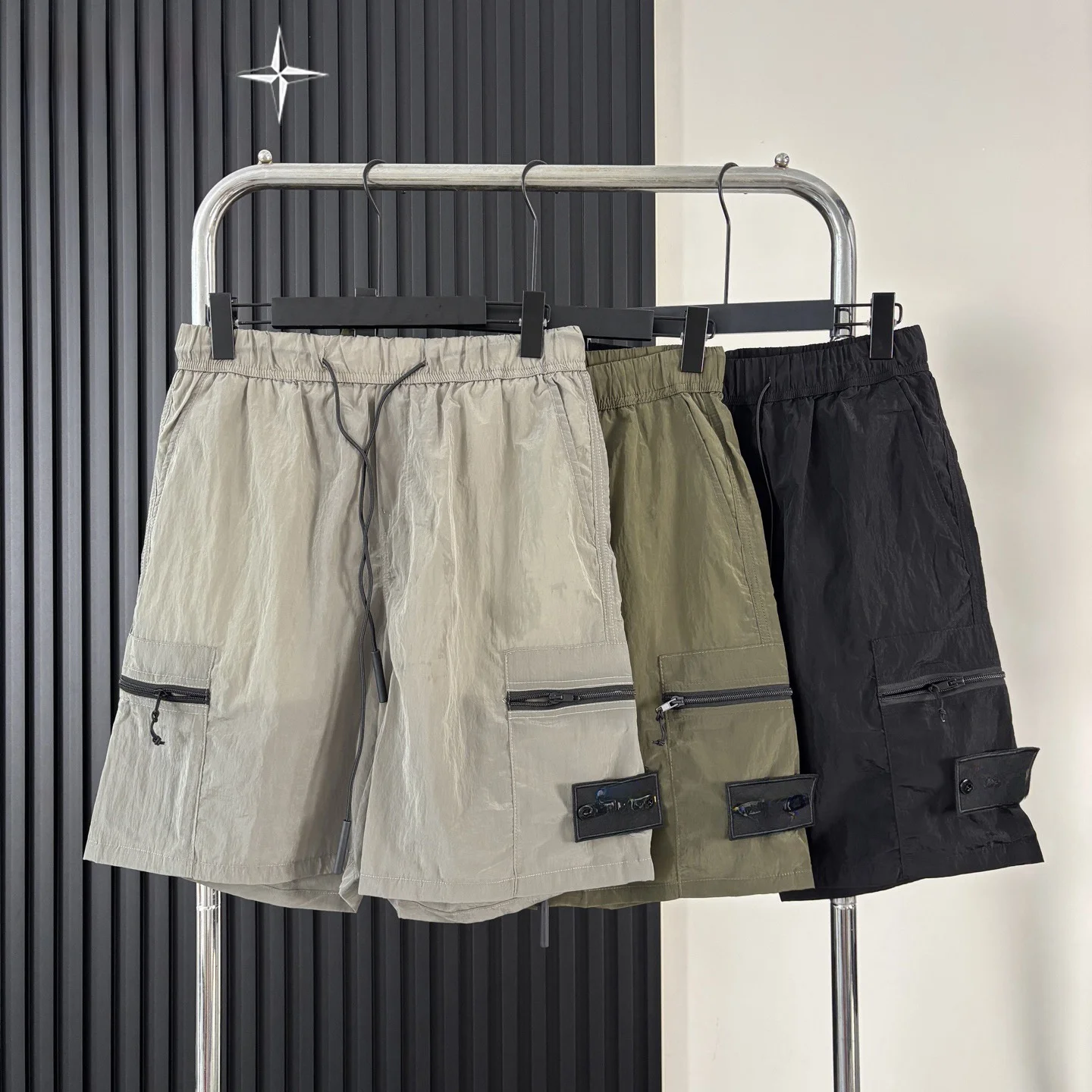 YFstone Quick Dry Nylon Shorts Casual Loose Couple Retro Functional Five-Point Pants Stone Emblem Fashionable Men's mid Waist...