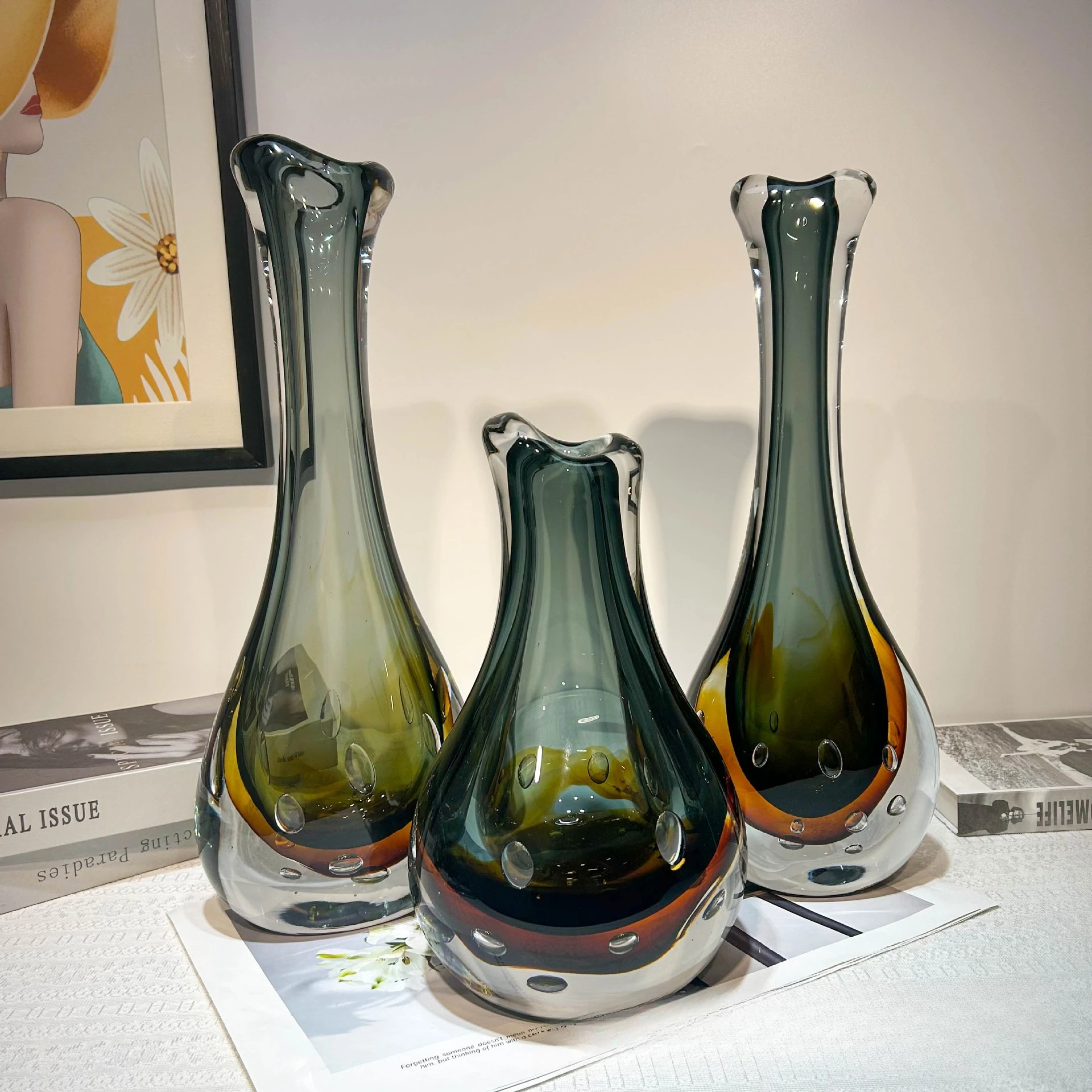 Modern light luxury bubble model, small diameter handmade glazed vase, living room, villa model room, high-end heavy ornament