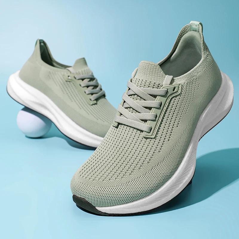 

2025 wide-toed men's running shoes for summer breathable and comfortable EVA sole grid-lined slide-in sneakers for plump feet