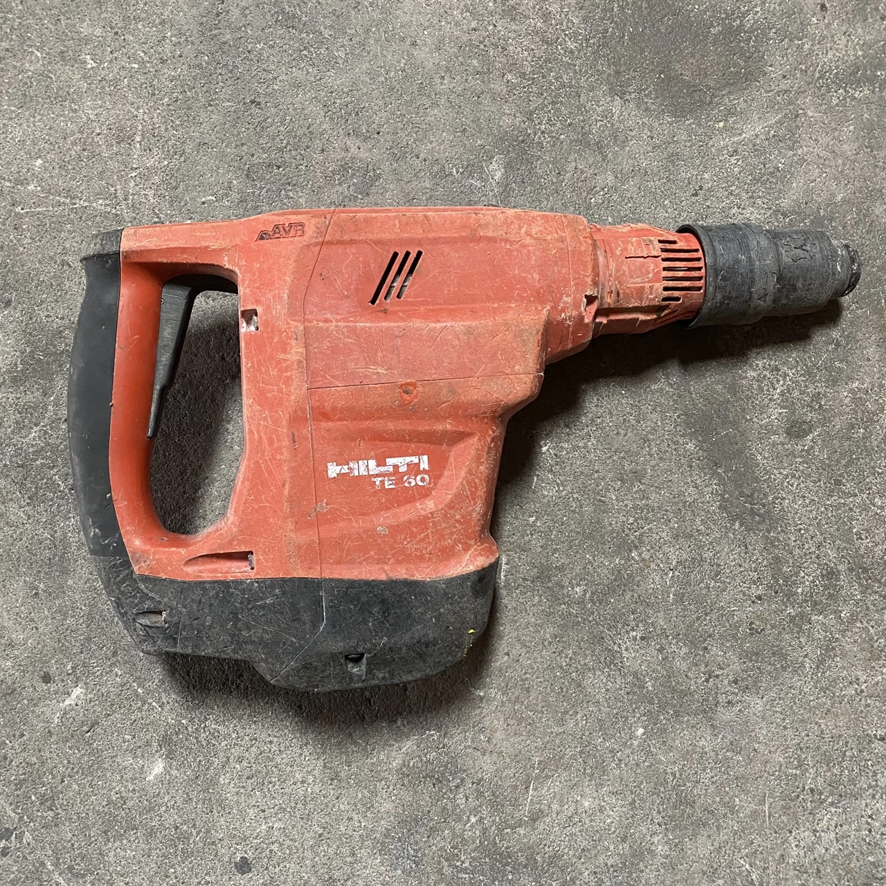 HILTI TE 60 electric hammer electric pickaxe heavy-duty dual-use high-power multifunctional concrete second-hand only body 110V