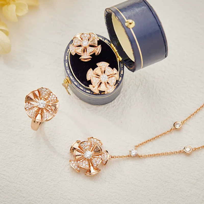 

Designer Collection Style Ring Earrings Necklace Inlay Czech Zircon Double-deck Fan-Shaped Flower Pendant Party Jewelry Sets