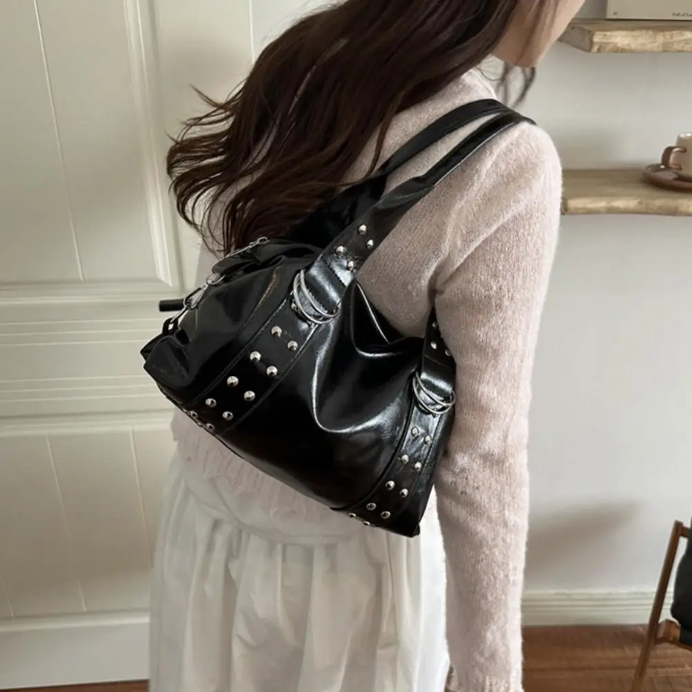 Fashion Rivet Women Shoulder Bag PU Leather Hot Girl Motorcycle Bag Bolsa Feminina Female Underarm Bag Ladies Big Handbag Black