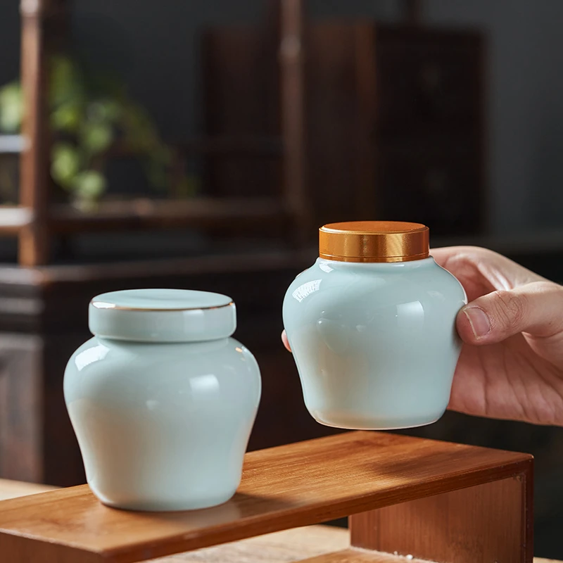 Tea Jar Small Celadon with Lid Portable Portable Empty Can Ceramic Storage Sealed Travel Solid Color  New Chinese Style Storage