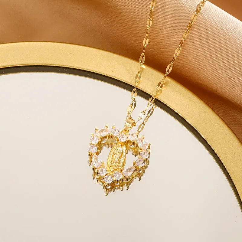 القلادة الجديدة عبارة عن سلسلة الترقوة متعددة الوظائف للنساء، وإكسسوار الأكثر مبيعًا من حب مادونا المجوف