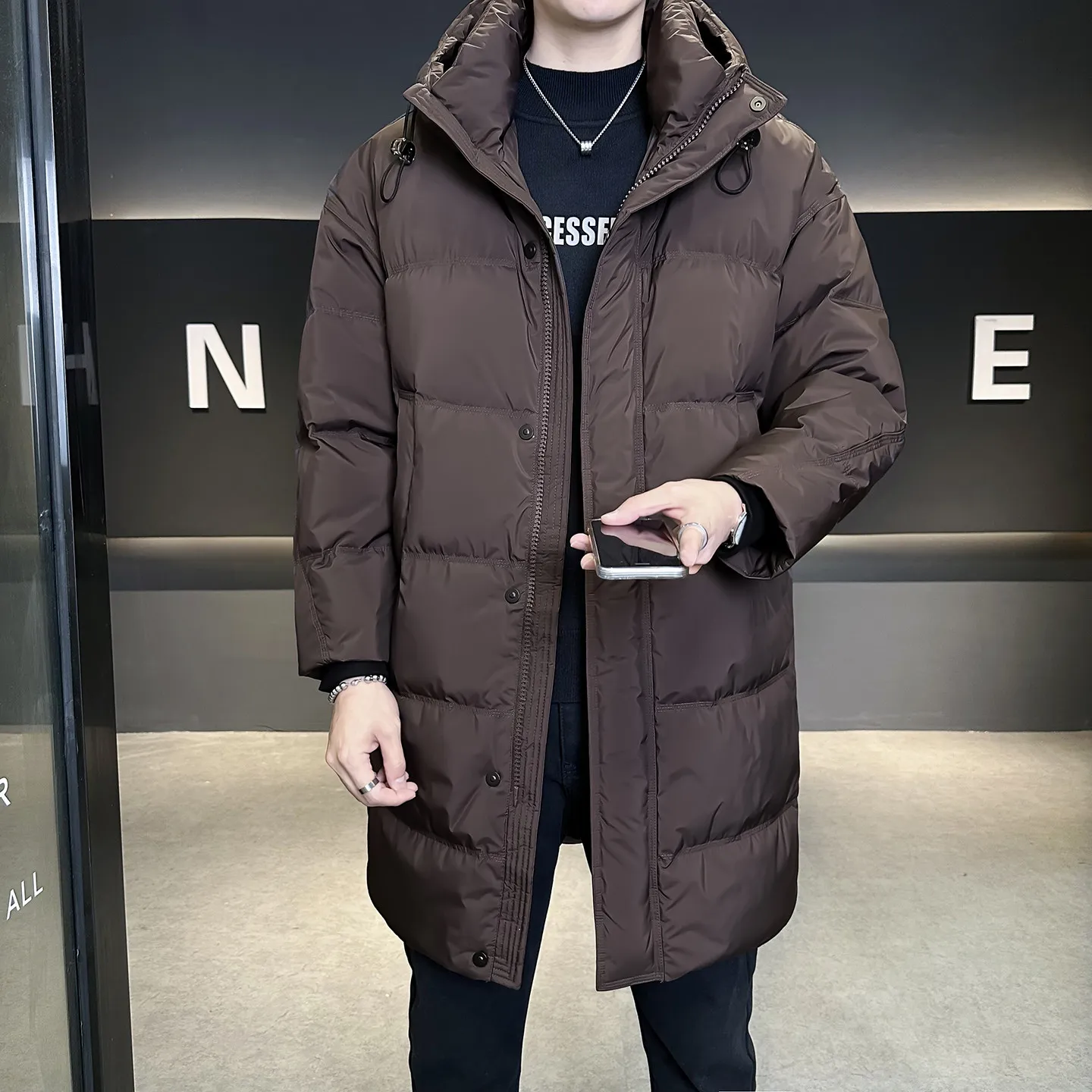 2026 Winter down Jackets Men's High Quality Comfortable Trendy Solid Color Large Size Windproof  hooded Warm Down Jacket men