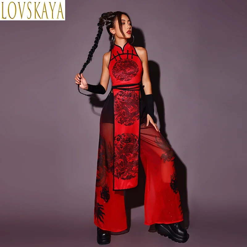 Ladies in Chinese jazz performance attire, red attire, nightclubs, bars, DJs, singers on stage, wearing sexy dance costumes
