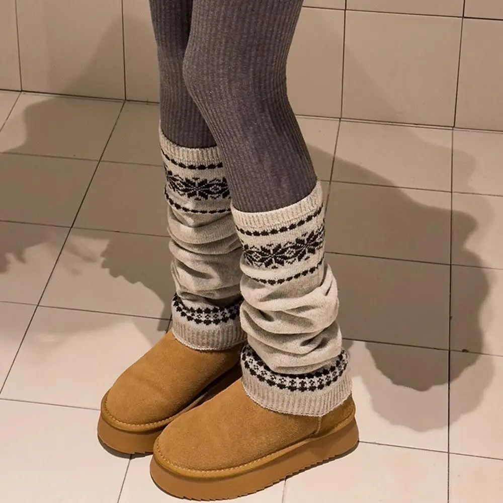 

Retro INS Leg Warmer Cover Fashion Snowflake Warm Loose Socks Covers Knitted Socks Leg Warmer Autumn Knit Long Stockings