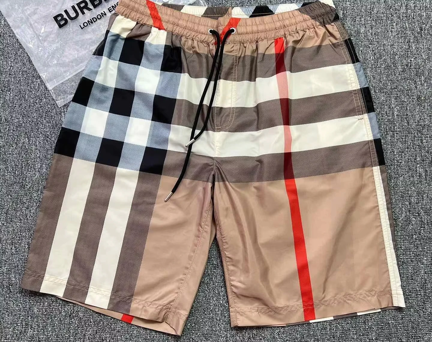 2026 Summer New Men's 3D Plaid Check Quick-Dry Casual Shorts Oversized Pants, Suitable for Daily Wear and Training