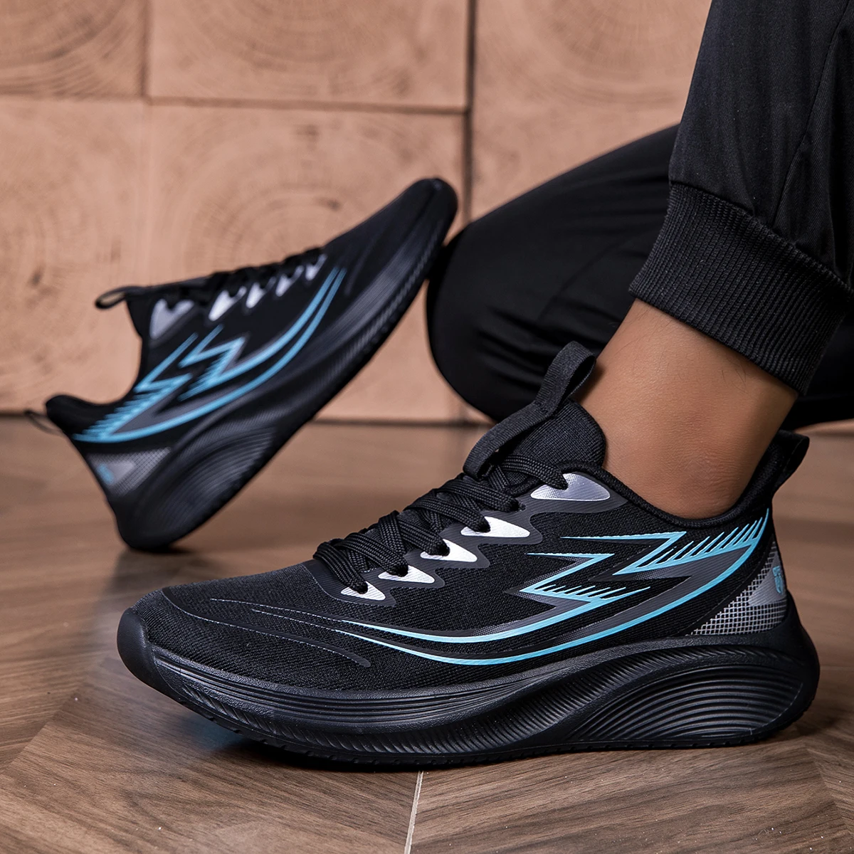 

Men's four seasons casual breathable fashion sneakers light soft-sole outdoor speed running shoes students racing sports shoes