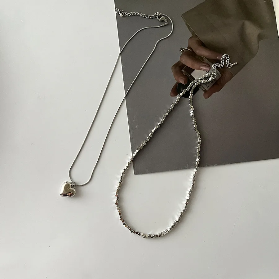 طبقة مزدوجة الخرز سلسلة فضية اللون شكل قلب قلادة قلادة للنساء مجوهرات بسيطة سحر سلسلة الترقوة هدية الزفاف
