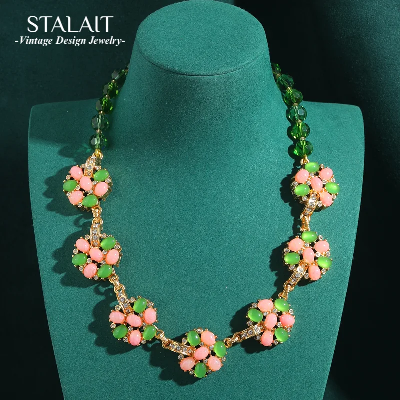 

Vintage Plum Blossom Flower Necklace Choker Pink Glass Glaze Beaded Beautiful Antique Gold Color Luxury Designer Jewelry 2025