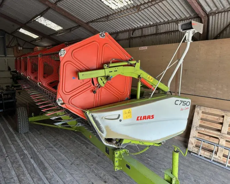 CLAAS Lexion 540 combine harvester