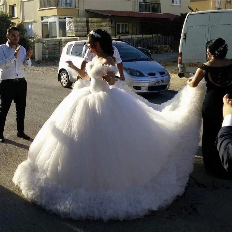 Customized Princess 3D Floral Ball Wedding Dresses 2021 Off Shoulder Nigeria African Arabic Puffy Tulle Country Victorian Bridal