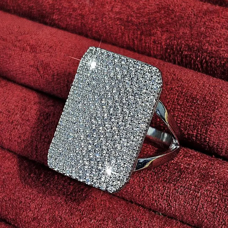 Huitan Funkelnder geometrischer Ring für Damen, voller brillanter Zirkonia, modisches Hochzeits- und Party-Zubehör, eleganter Luxusschmuck – Detail 2