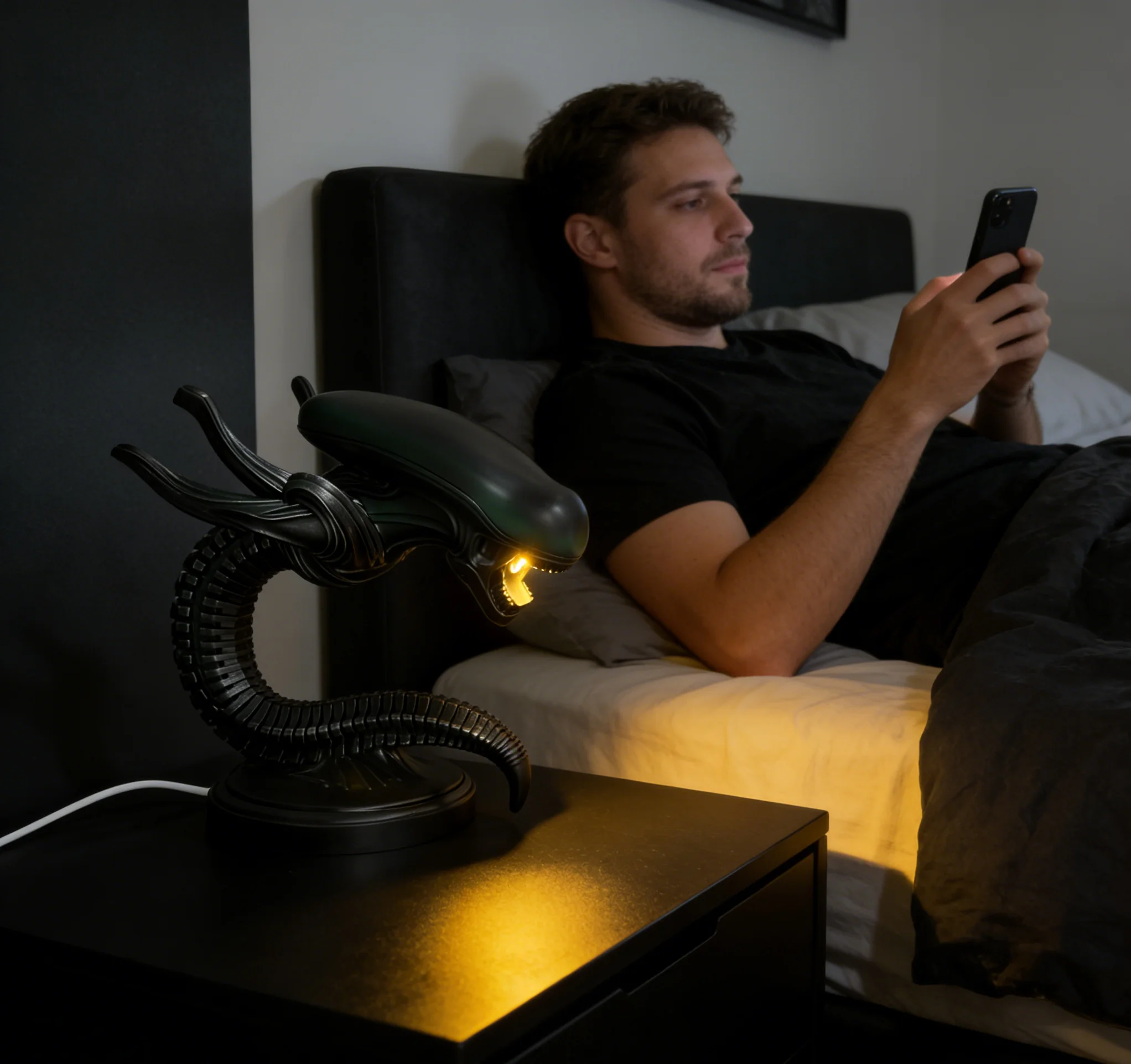 Resin Alien Statue Lamp, Bedro - Resin Art Lamp review and price