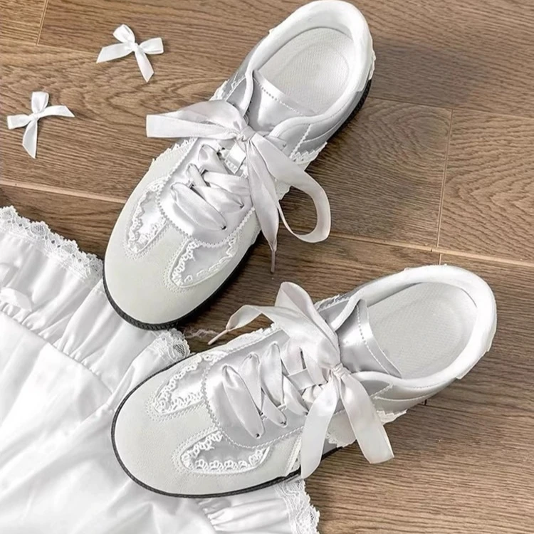 

2025 Women's Sneakers Casual Sports Board Shoes Comfortable Walking Shoes for Women Lace Up Silver Flats German Training Shoes