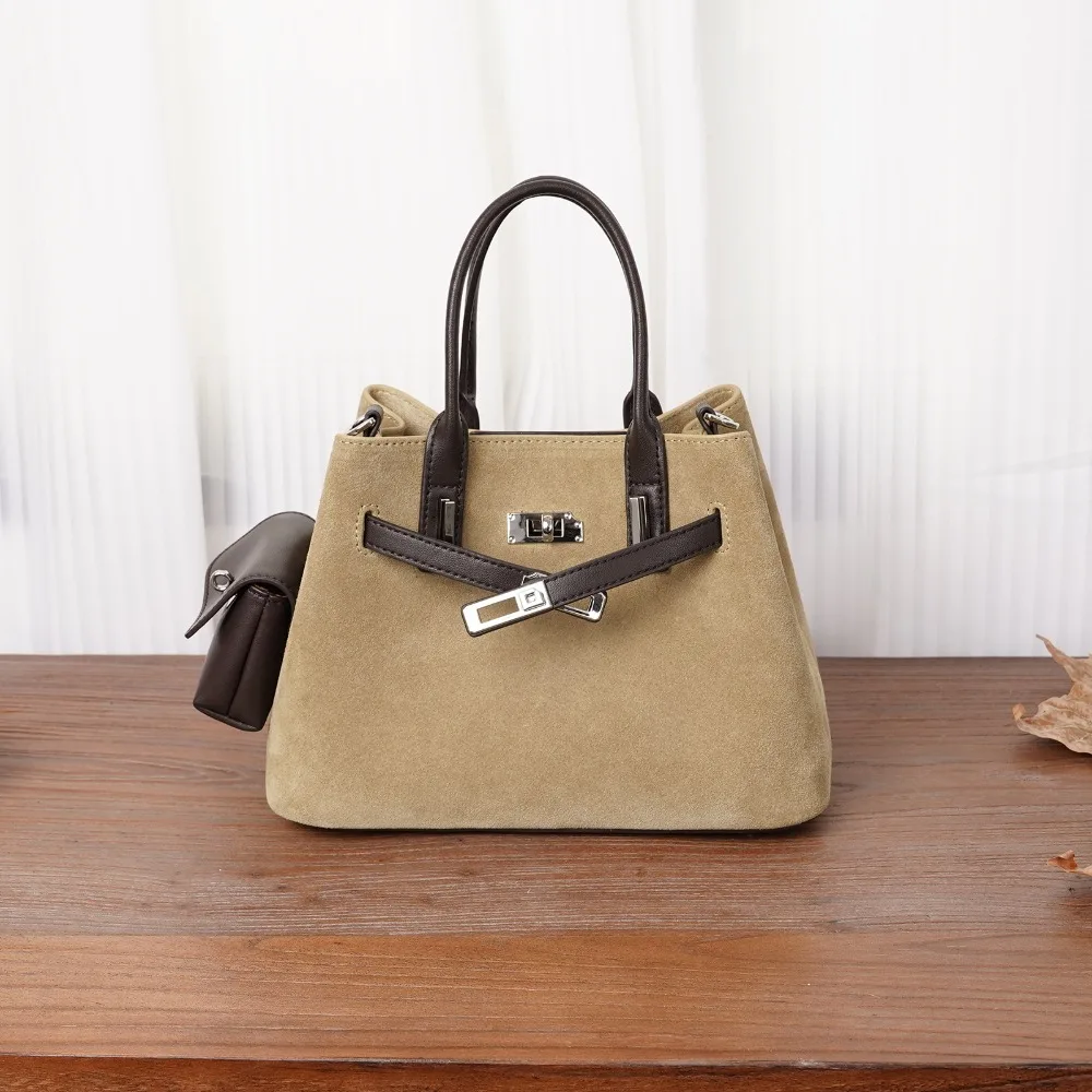 2026 New Autumn and Winter Niche Portable Vegetable Basket Premium Simple Shoulder Bag Leather Contrasting Commuter Messenger