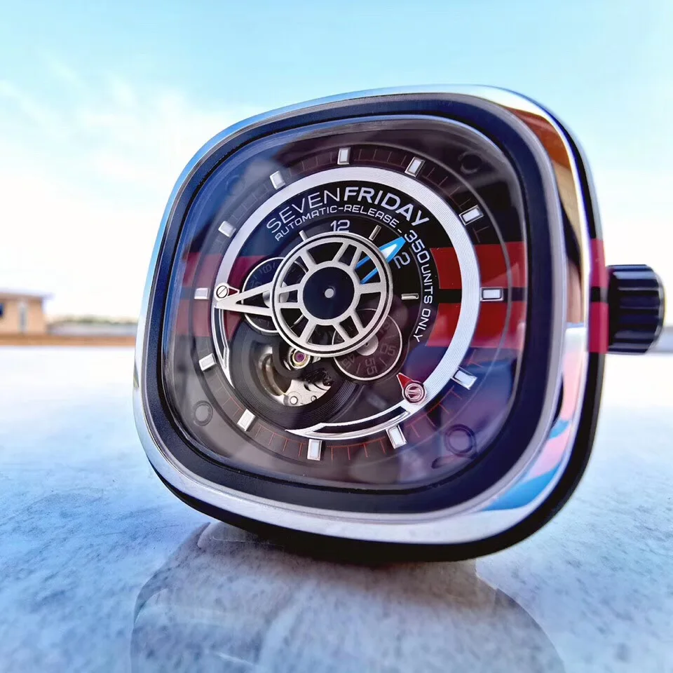 Reloj mecánico P3BB de SEVENFRIDAY: Una Evaluación Detallada para Amantes del Diseño y la Calidad