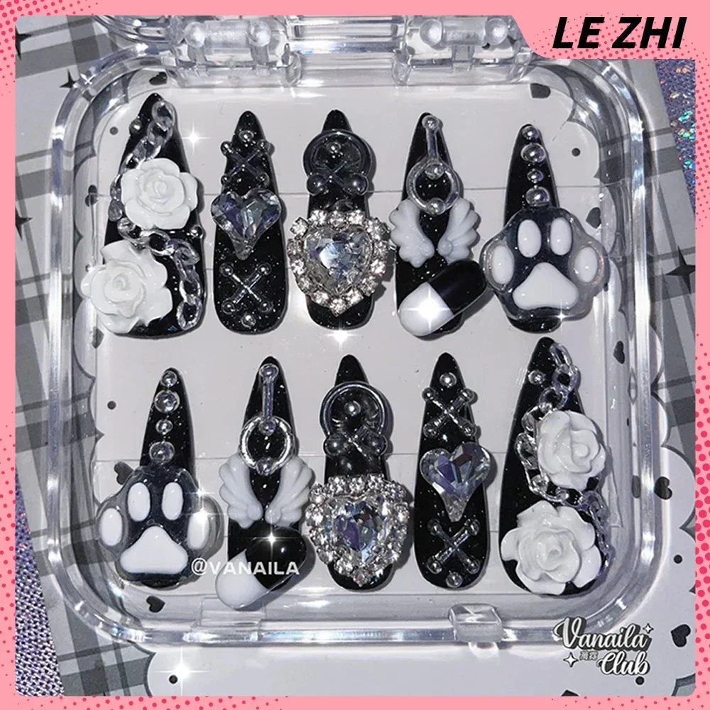 Japanese Y2K Spicy Girl Gothic Retro Handmade Full Cover Nail Tip Almond Bear Love Blinking Rhinestones Luxury Press on Nails