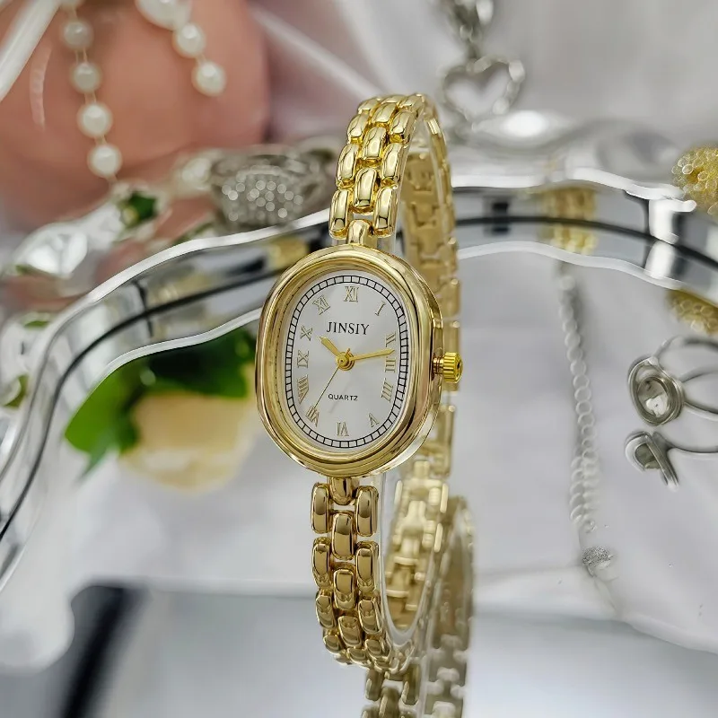 Ladies Watch, Light Luxury Classic Retro Temperament Oval Quartz Watch
