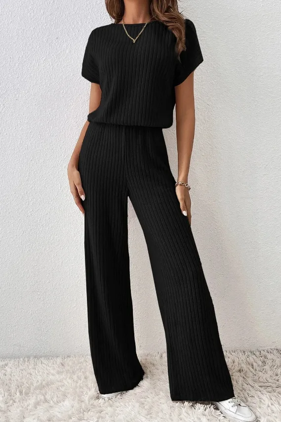 New Women's Solid Color Fine Pit Strip Fashion Shoulder Short Sleeve Knitted Set Top Pants Two Piece Set