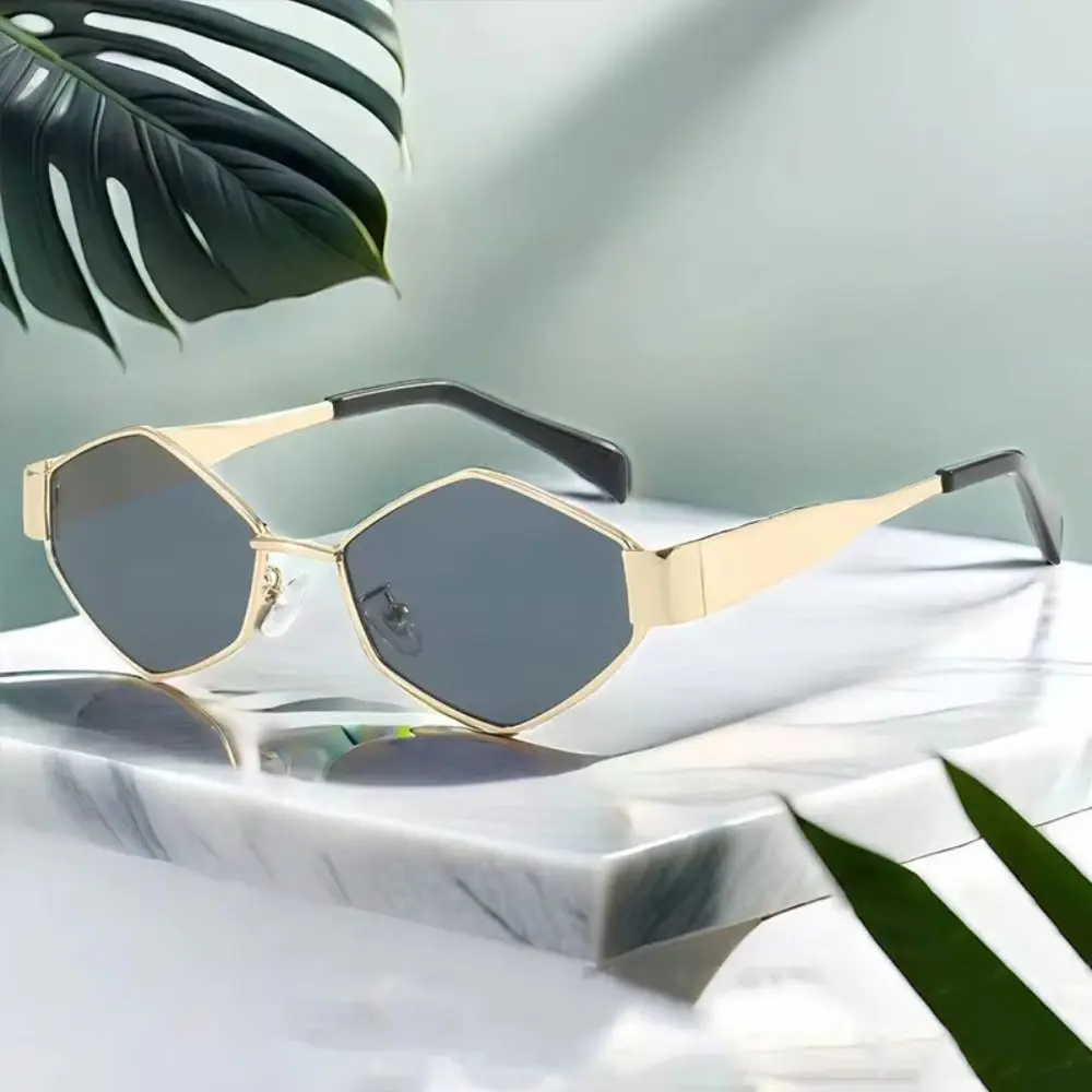 

UV400 Polygonal Cycling Sunglasses Sunglasses HD Lens UV Resistant Cycling Glass Lightweight Fashion Outdoor Sport Sunglasses