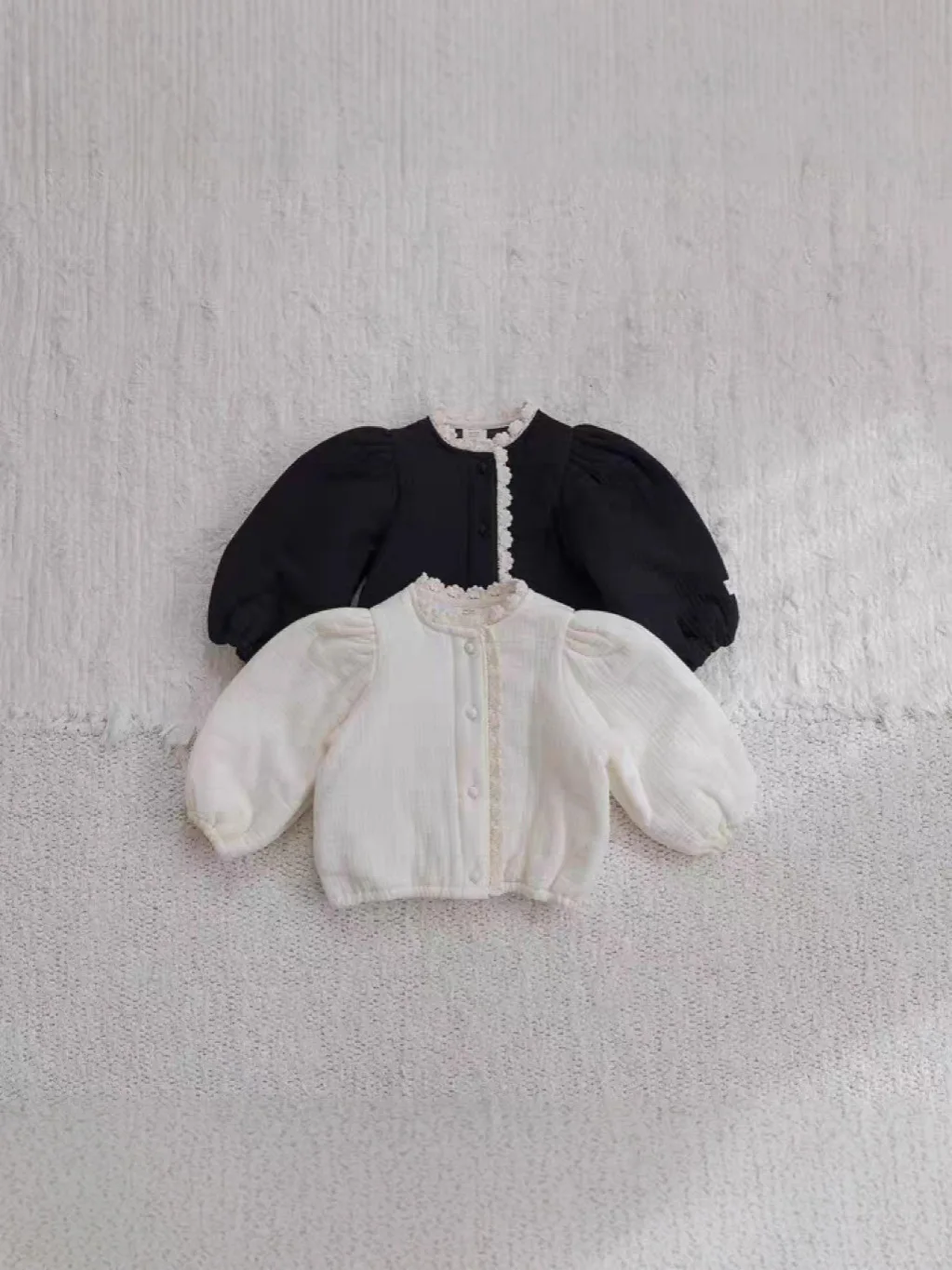 

Infant Girls Cute Lace Lantern Sleeve Coat Toddler Girls Thick Warm Cardigan 2025 Winter New Baby Cotton Padded Jacket Solid