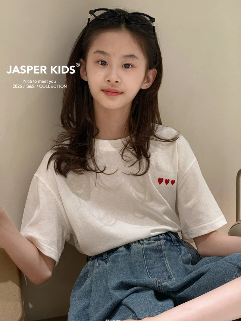 Camiseta de Manga Curta para Meninas Polara Jasper com Design de Coração Bordado nas Costas, Algodão Respirável, Estilo Corea...