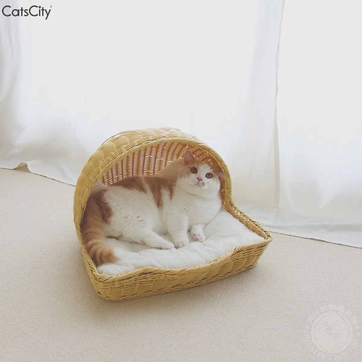 

Handmade rattan weaving autumn and winter warm cat litter cat bed all-season universal breathable cat basket