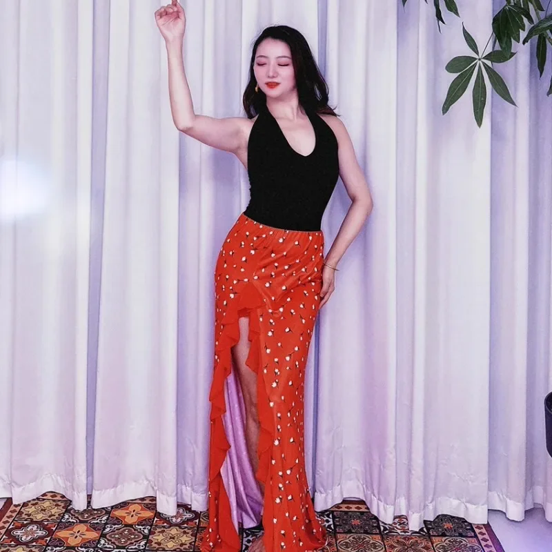 ที่กําหนดเอง Swegal Oriental Belly Dance ชุดแจ๊สดอกไม้สีแดงแยกสะโพกกระโปรงแขวนคอ Tank Top Caderines Danza Arabe